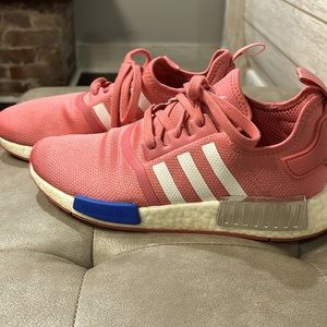 Adidas Pink NMD R1 W. No insoles inside
